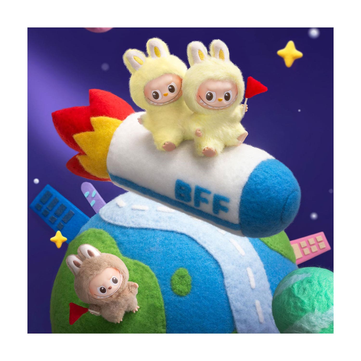 Die neuen The Monsters: Pin for Love von POP MART mit den neuen Labubus: S und F auf einer BFF Rakete.
von Kasing Lung