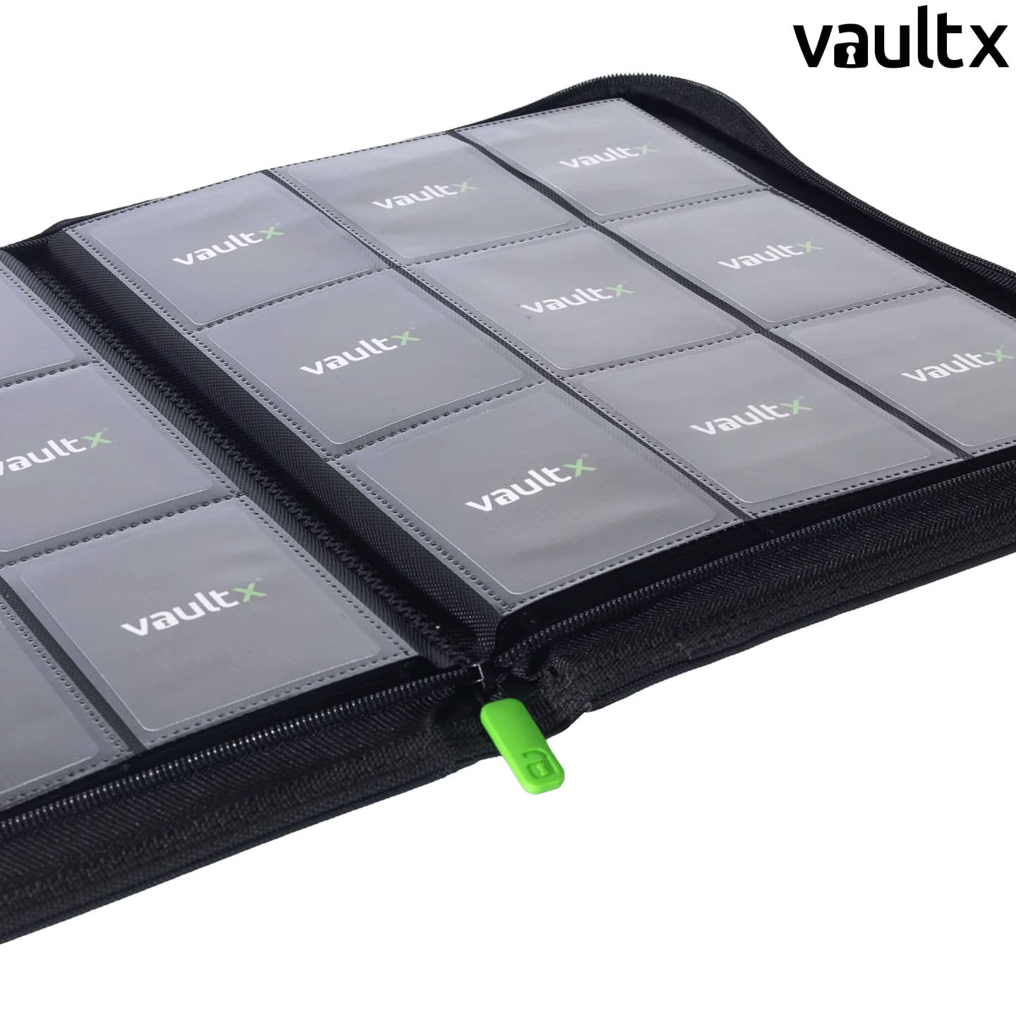 VaultX: Exo-Tec® 9 Pocket Zip Binder Innen , mit 20 Seiten, Platz bis zu 360 Karten, 9 Karten pro Seite einsortierbar.