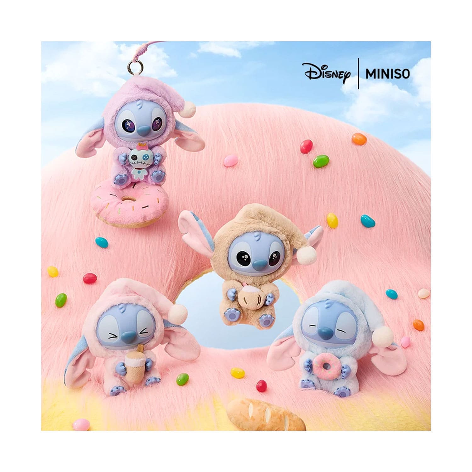 Disney x Miniso Collaboration Stitch Eat Something Before Sleep Series Vinyl Plush: Good Company und Pure Coconut Juice.